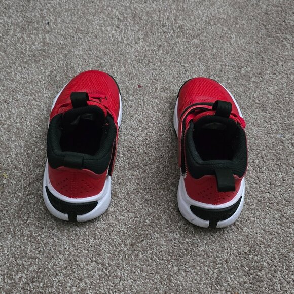 Nike Kids Sneakers Red/White US 11C Lightweight Breathable Mesh Durable Grip V - Picture 3 of 6